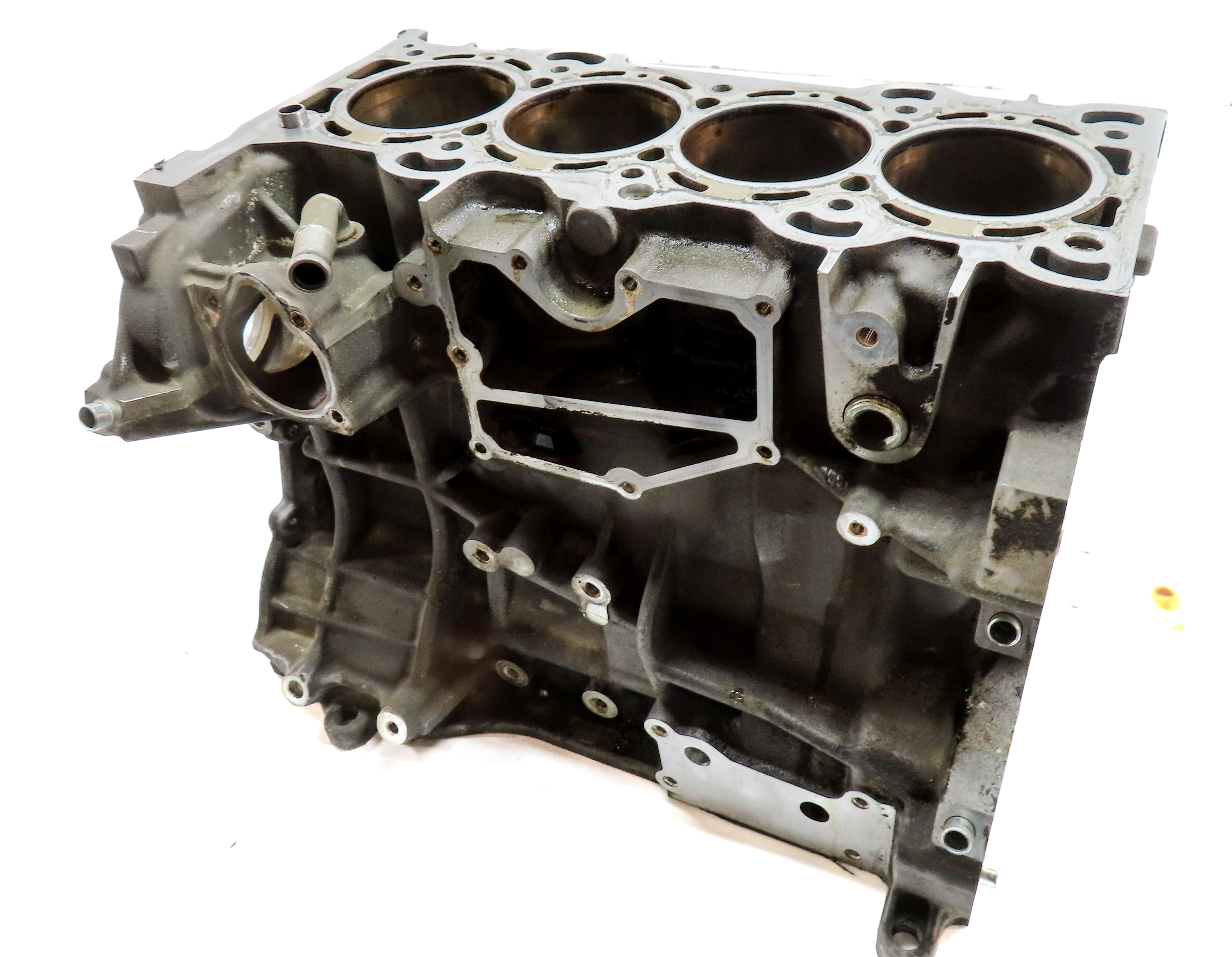 12-17 LAND ROVER LR2 DISCOVERY SPT EVOQUE (L538 L550) 2.0L TURBO CYLINDER BLOCK — exact item pictured